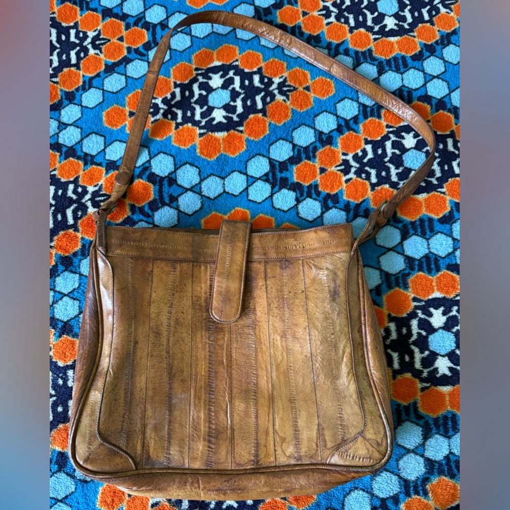 Leather of the Sea Women’s Genuine Vintage Eel Skin Camel shoulder Pocketbook